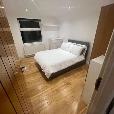 2 Bedroom Apartment In Hampdenrd London Luaran gambar